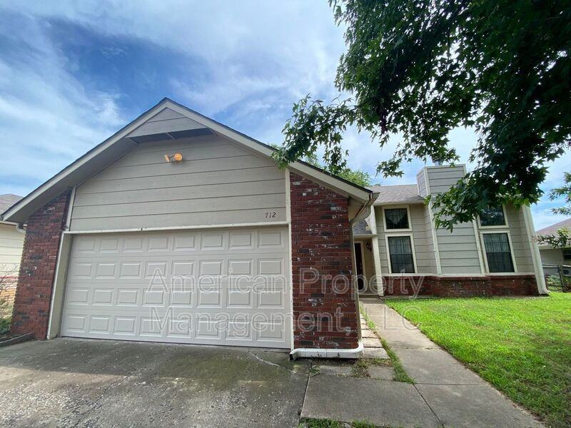 712 W 119th Pl S - Photo 3 of 27