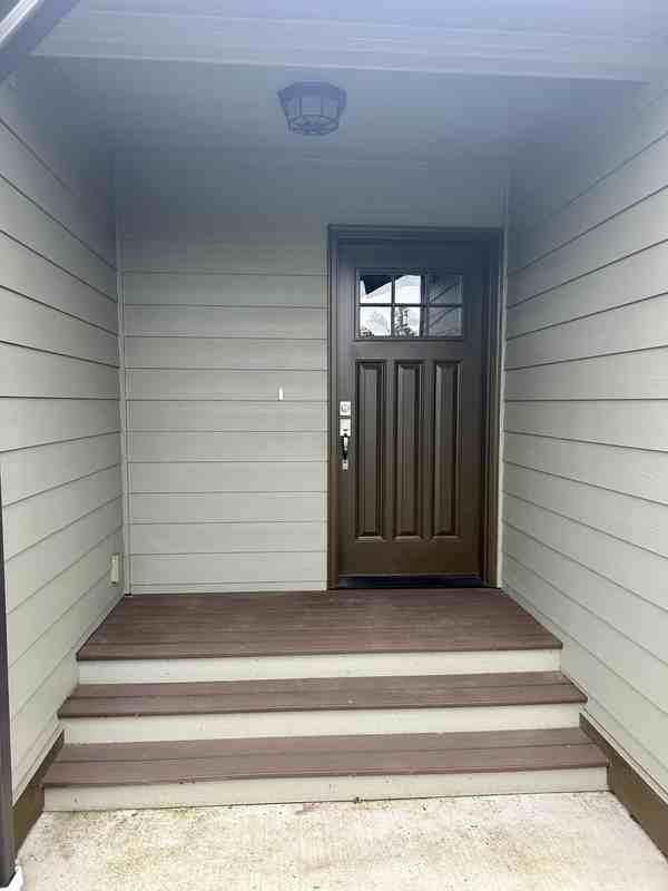 614 Mead Ave - Photo 3 of 30