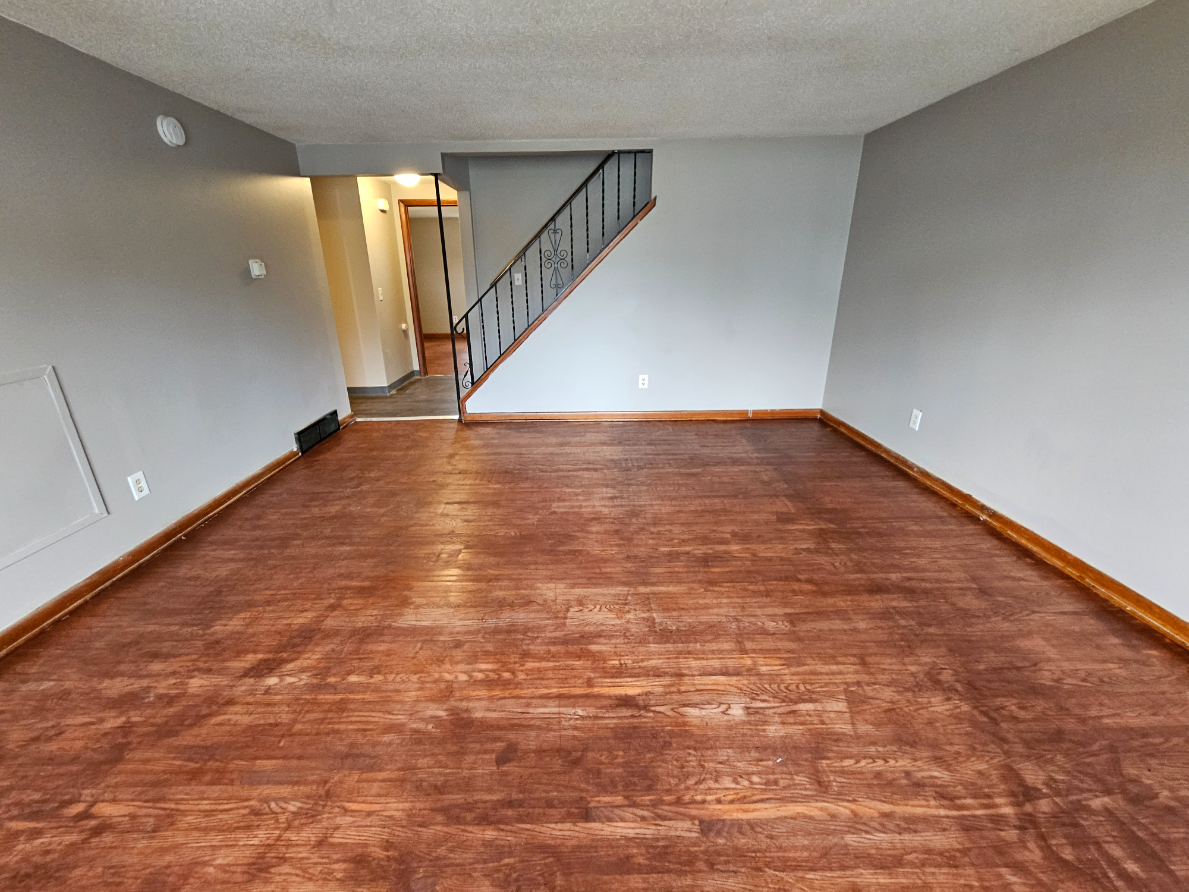 151 Edison Ave - Photo 2 of 13