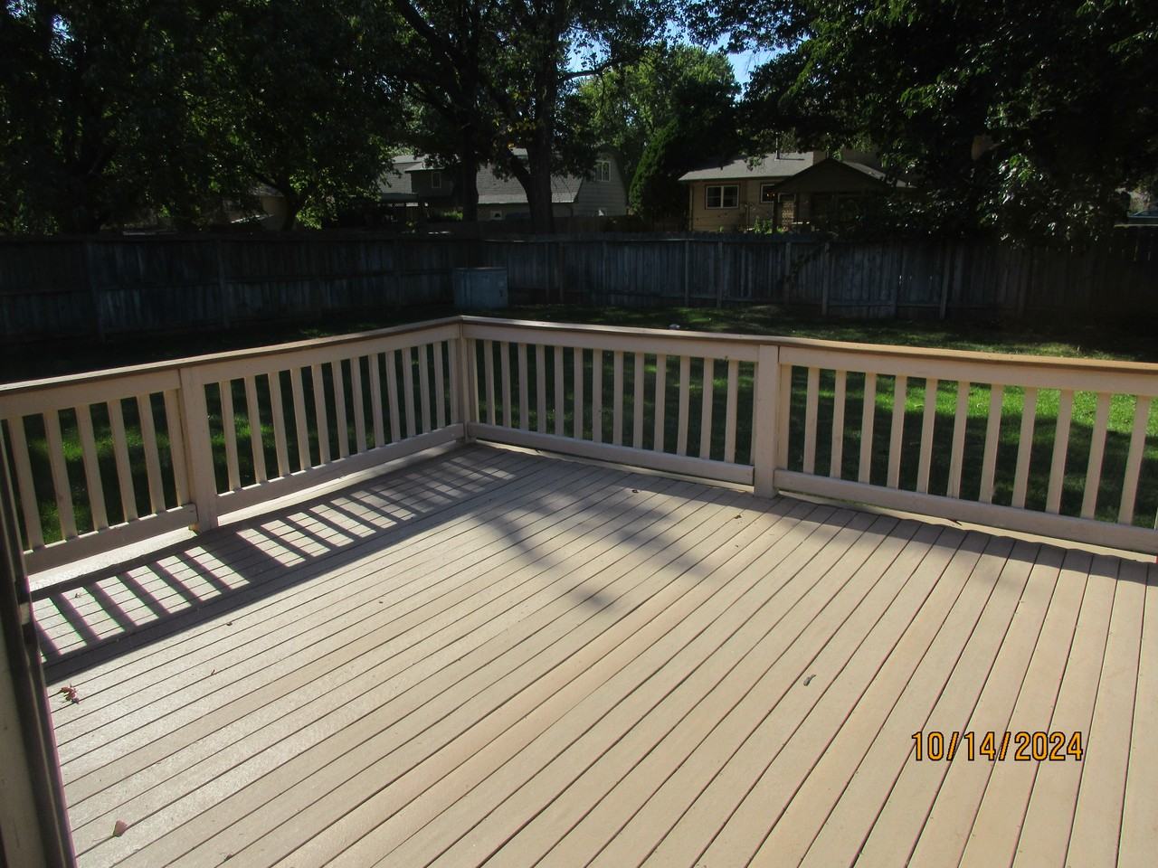 1361 N Westlink Ave - Photo 3 of 15