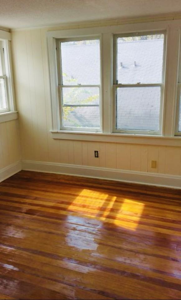 1808 Glenview Ave - Photo 3 of 24