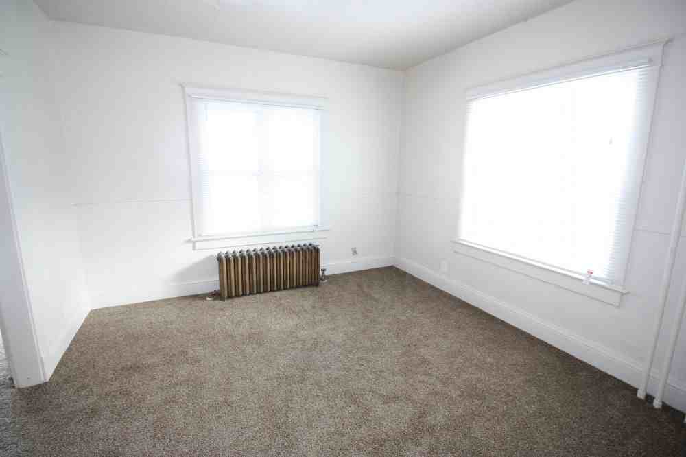 4503 Fillmore St - Photo 3 of 10