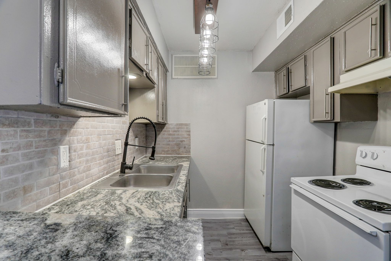 Camino Del Sol Apartments - Photo 2 of 50