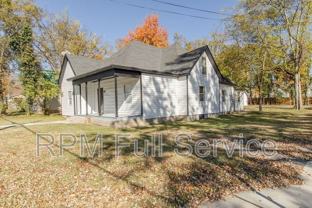 1002 N Maple St #C - Photo 1 of 1