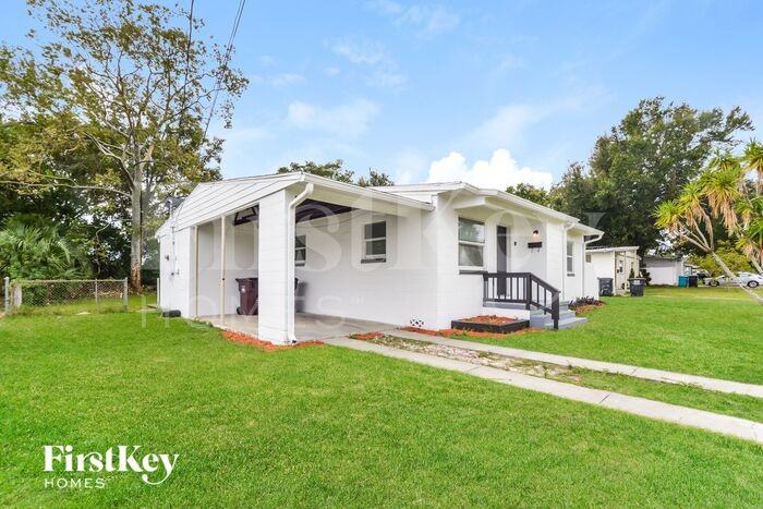 5404 Lake Underhill Rd - Photo 3 of 17