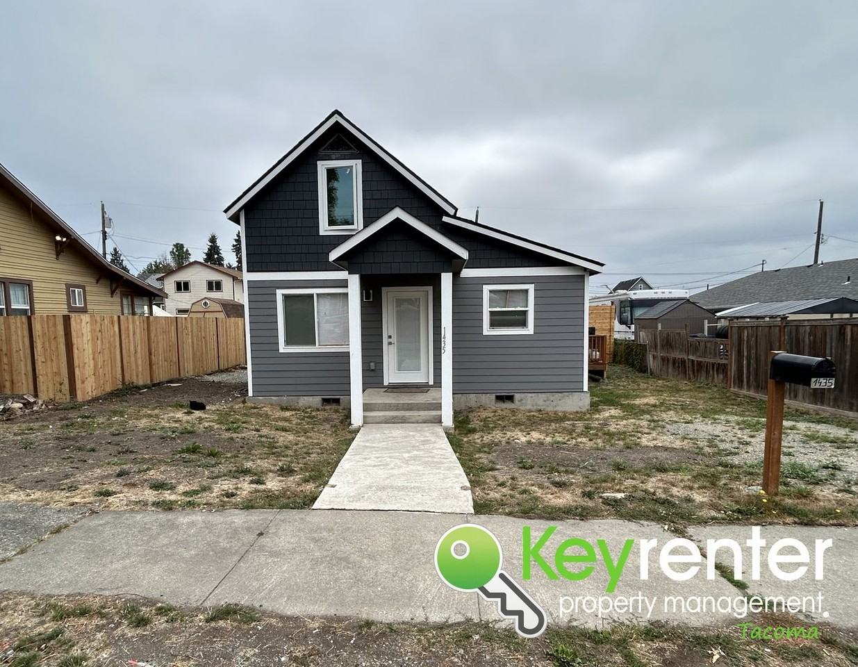 1435 East 32nd Street