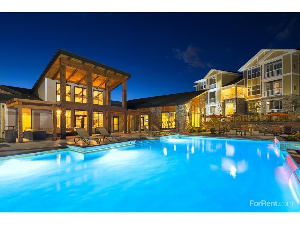 Ascent 430 - Photo 2 of 19