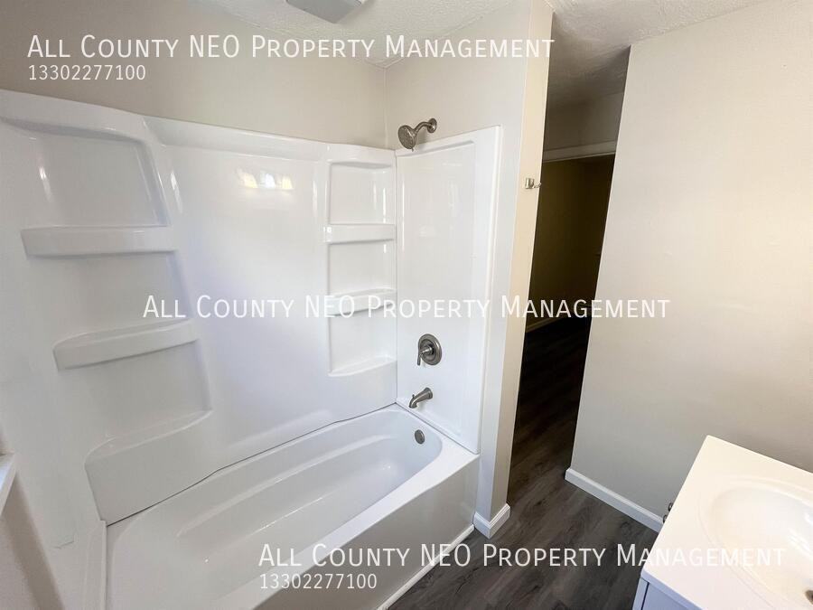 2116 Market Ave N #2 - Photo 7 of 8