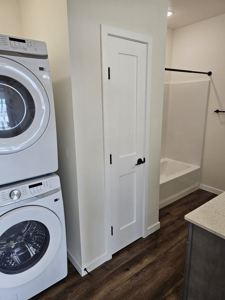 105 Michael Ct Nw #1 - Photo 5 of 9