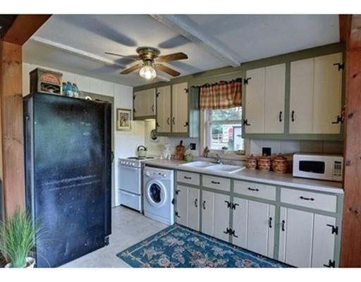 42-3 Shore Dr - Photo 3 of 5