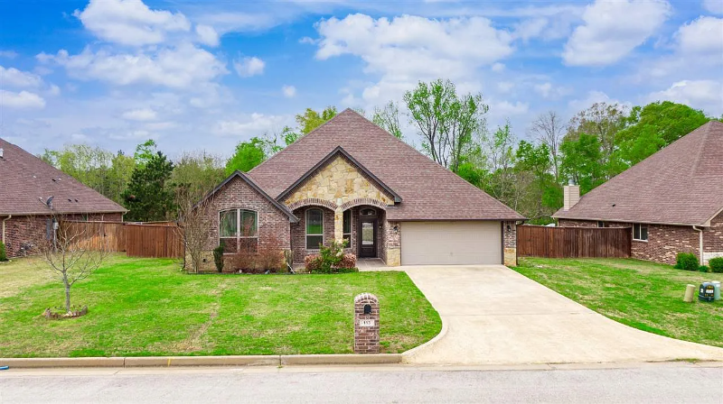 113 Germantown Cir - Photo 2 of 20