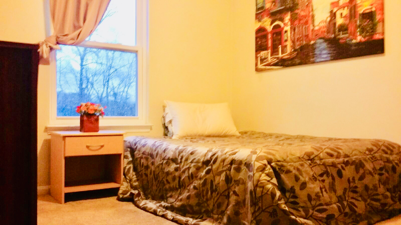 7820 Greenbrook Dr - Photo 4 of 8