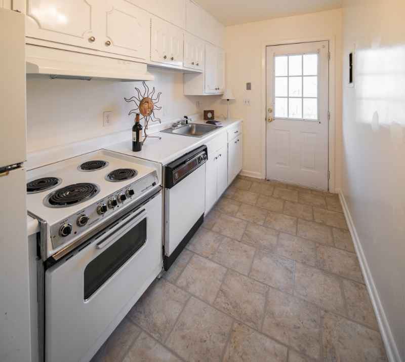 463 Church St #C - Photo 3 of 50