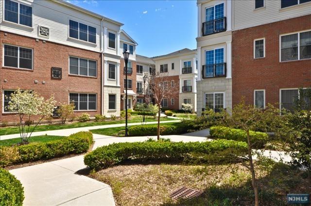 The Plaza 1210, Tenafly, NJ 07670 2 Bedroom Apartment for 3,500/month