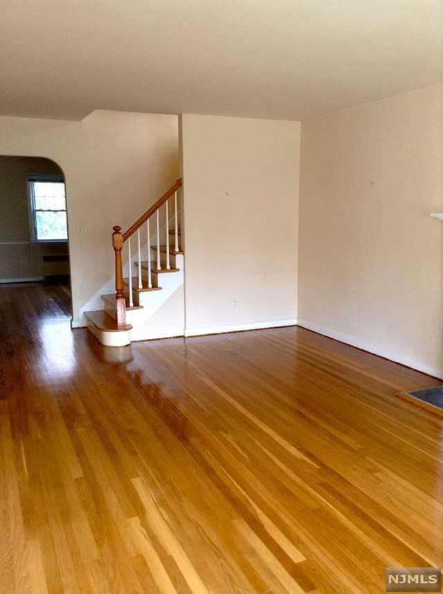 7 Glenwood Ave - Photo 3 of 12