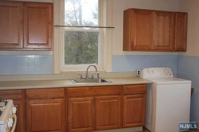 20 Railroad Ave #2 - Photo 2 of 8