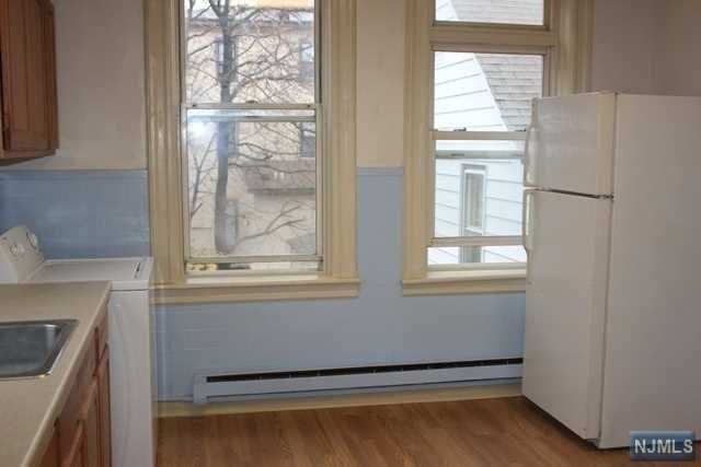 20 Railroad Ave #2 - Photo 3 of 8