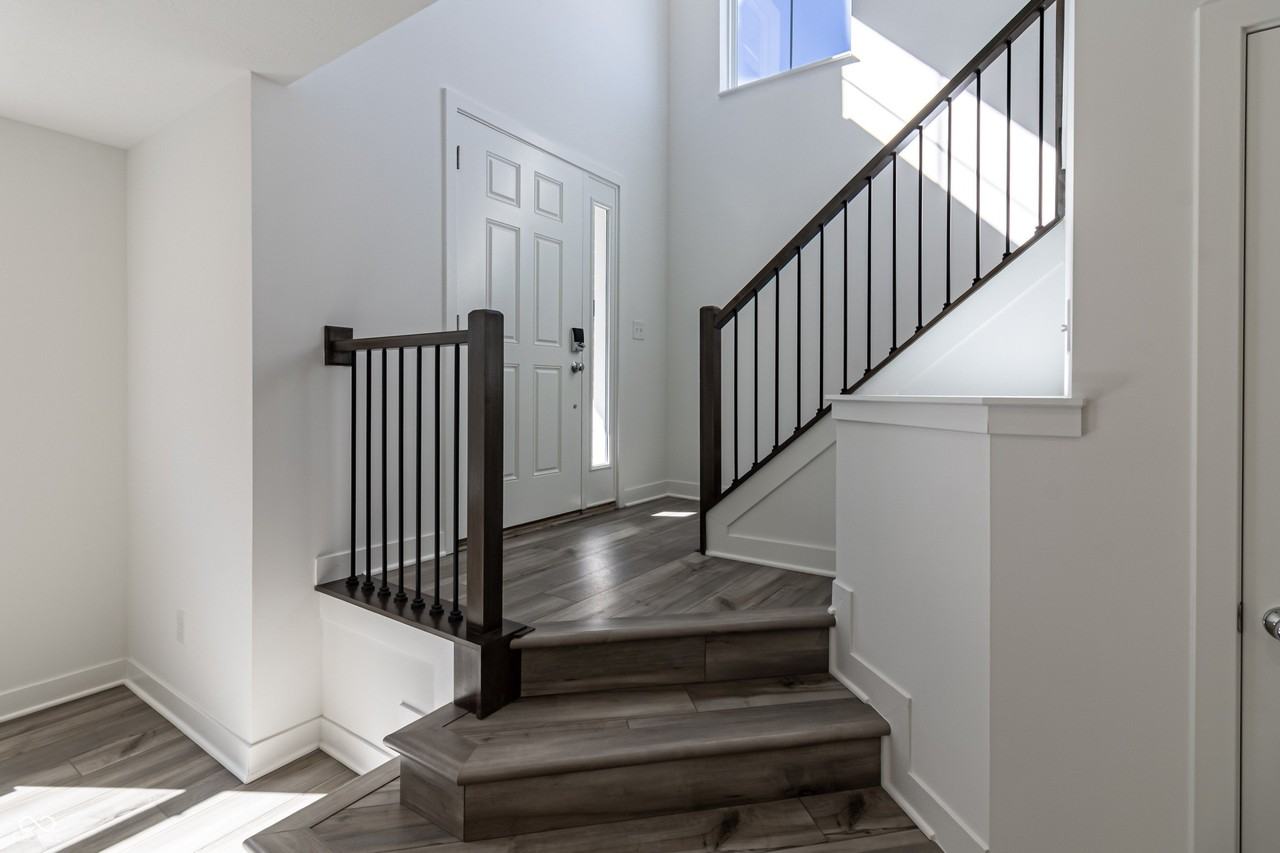 9315 Benton Drive - Photo 7 of 50