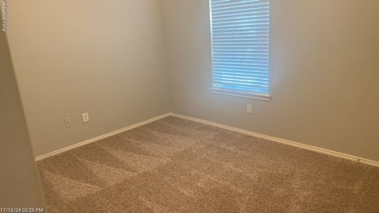 416 Mystic River Trl - Photo 2 of 23