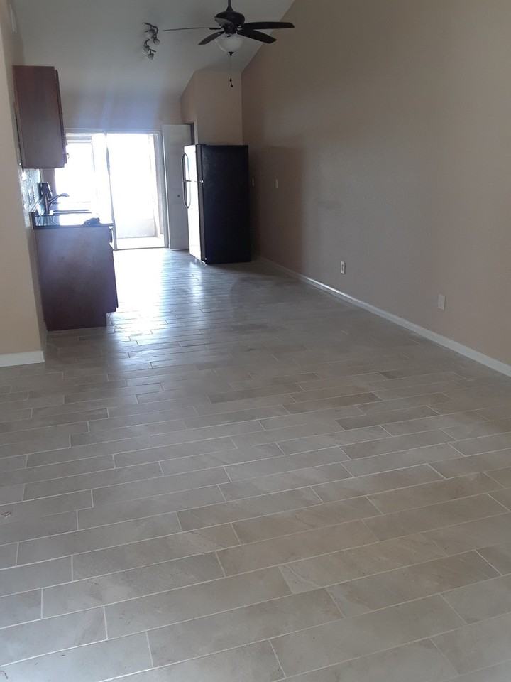 106 Berger Ct - Photo 2 of 10