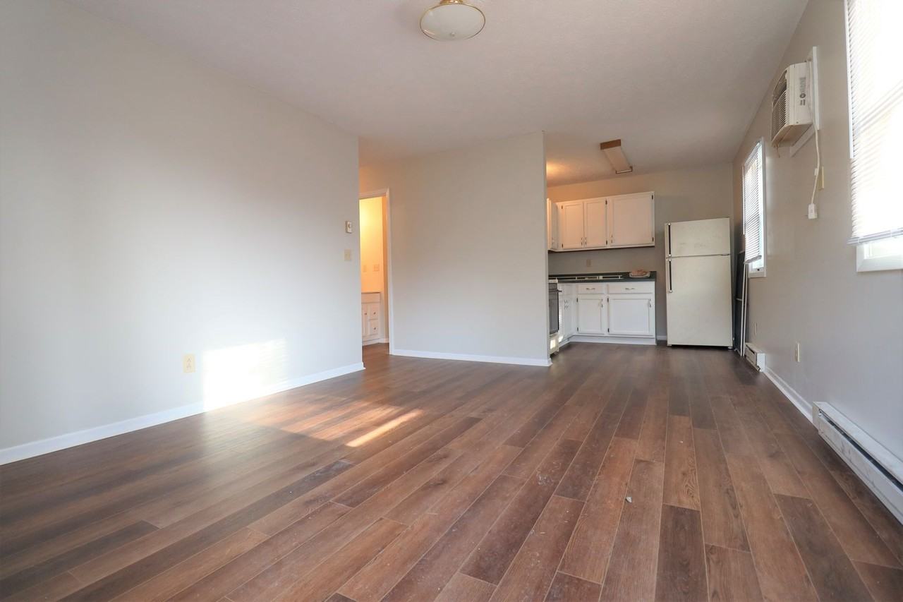 1032 Ridgeway Ave - Photo 6 of 19