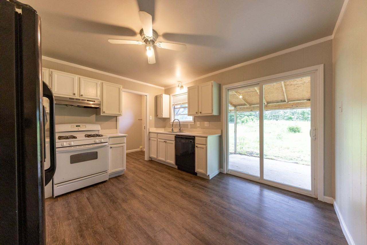 642 Stevenson St - Photo 2 of 28