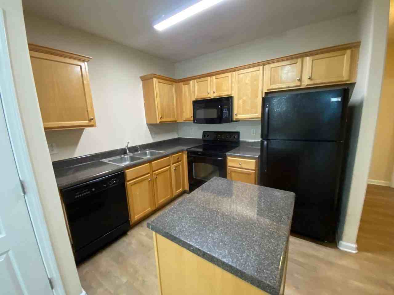 213 Fern Ridge Ct - Photo 3 of 15