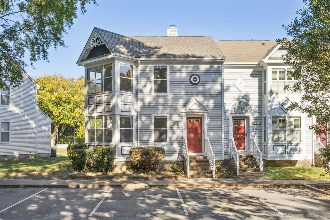 11 Palmerston Dr - Photo 2 of 25