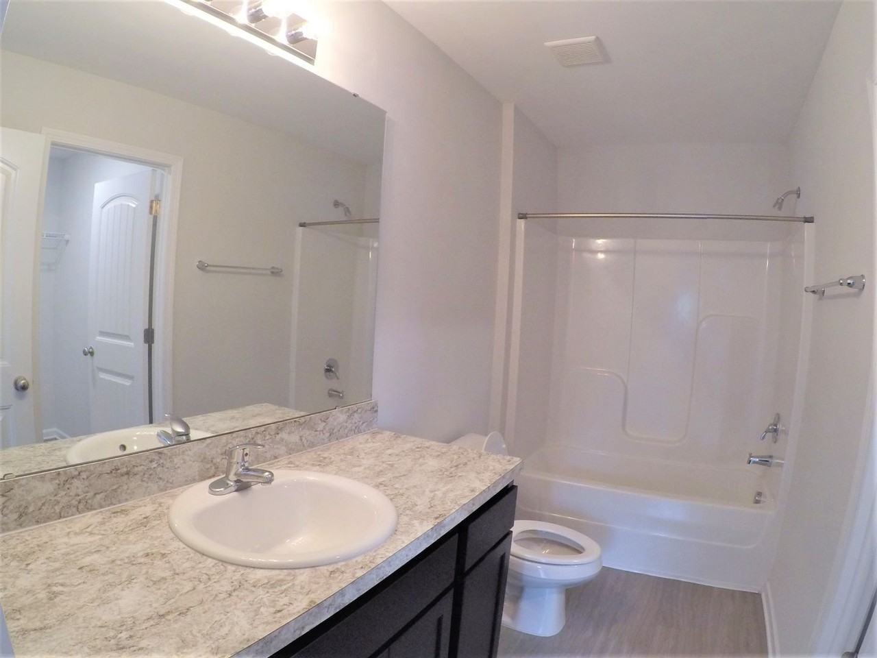 18 St Augustine Way - Photo 7 of 7