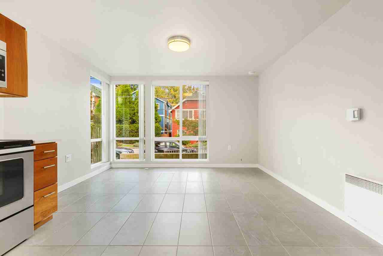 917 Sw Holden St - Photo 6 of 13