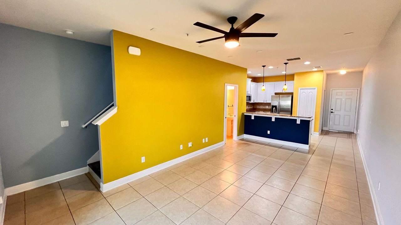 1278 Glenleigh Dr - Photo 4 of 26