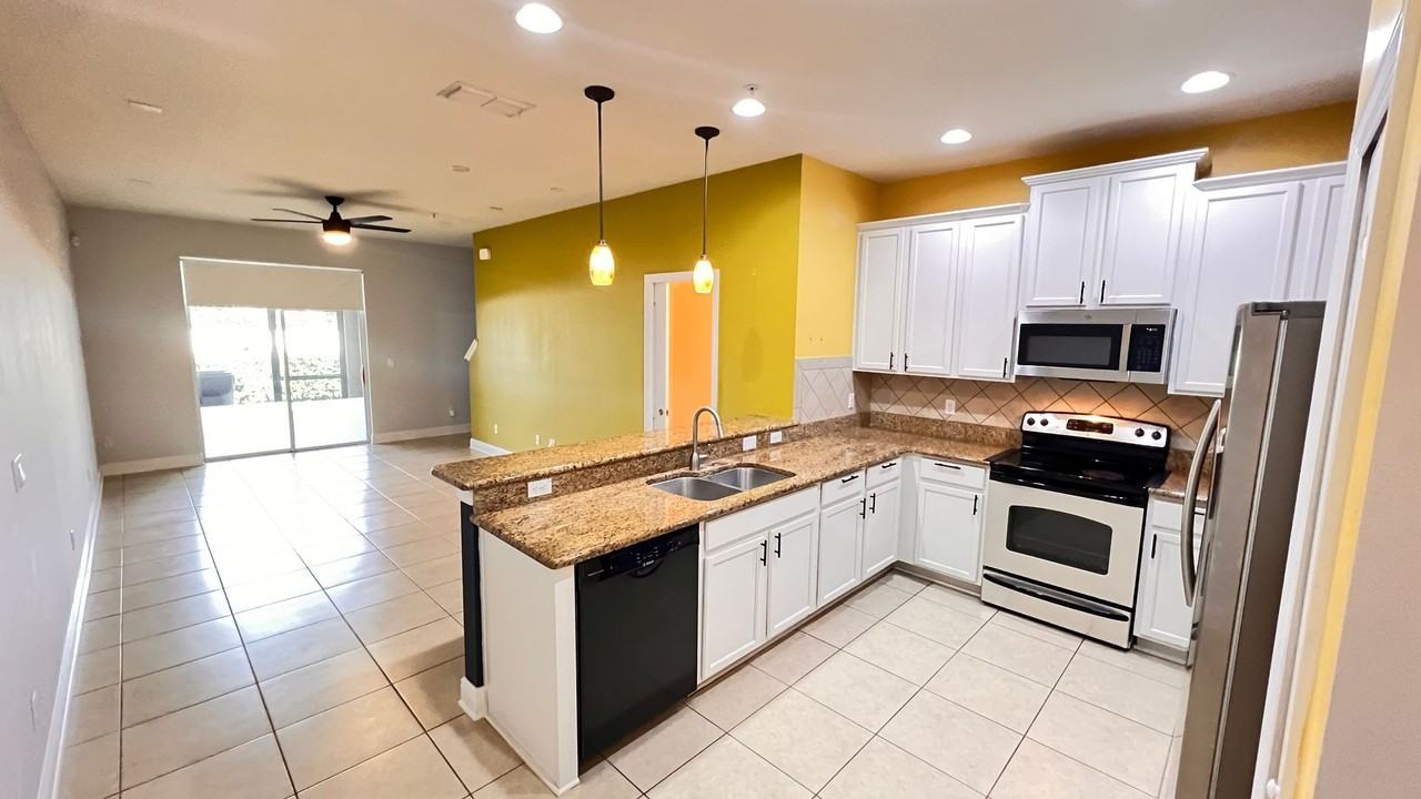 1278 Glenleigh Dr - Photo 5 of 26