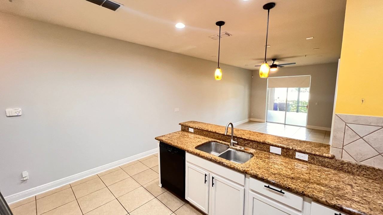 1278 Glenleigh Dr - Photo 7 of 26