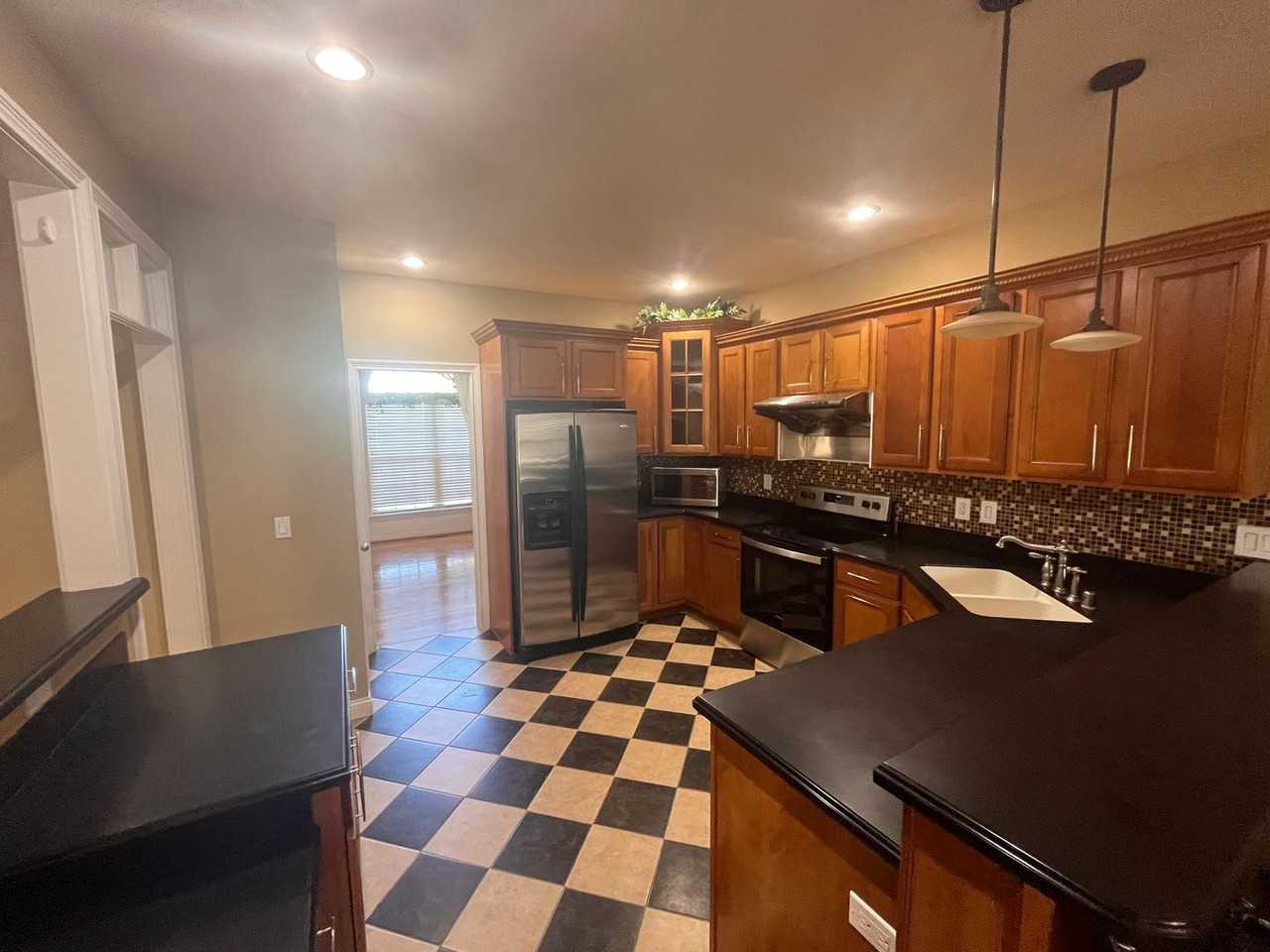 2477 Ogden Way - Photo 7 of 29