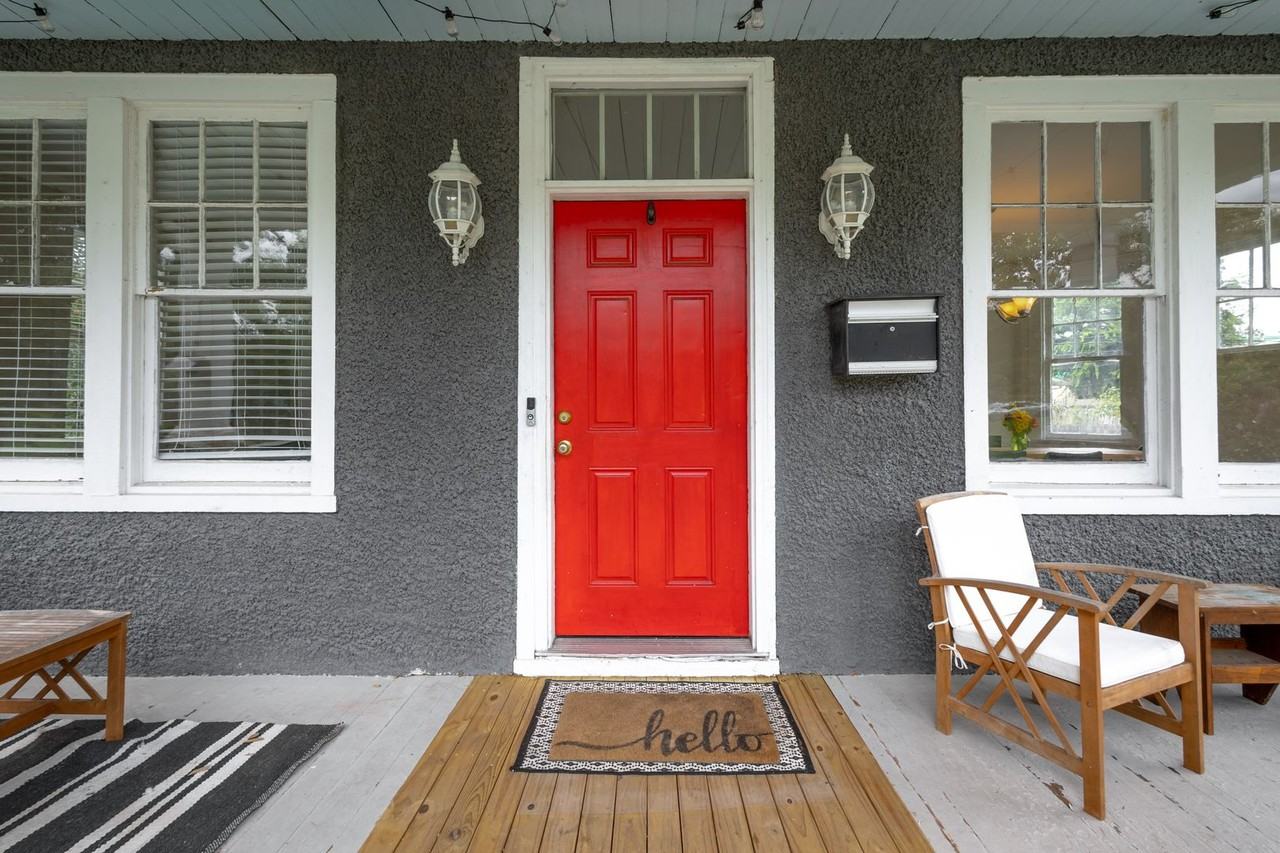 2928 Hawthorne Ave - Photo 3 of 50