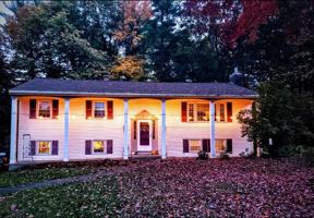 featured image of 18 Edgewood Ave #A