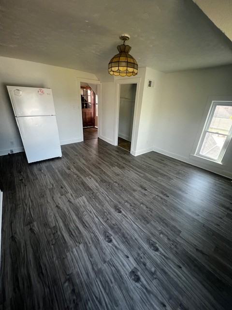 1327 N Elm St #C - Photo 3 of 9