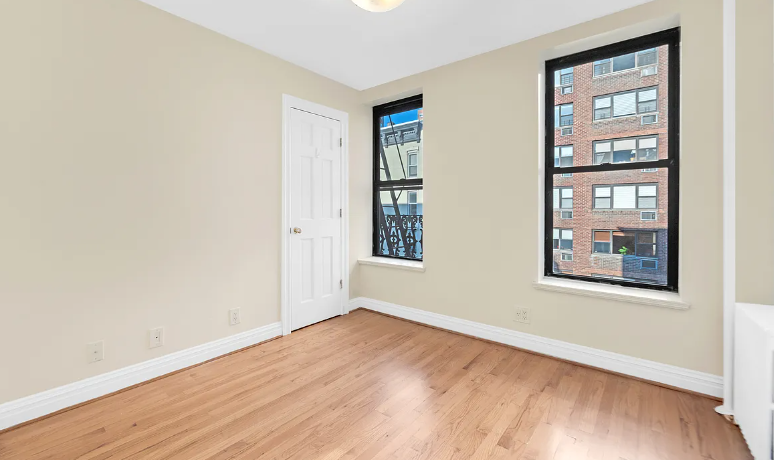 406 East 63rd Street #14 - Photo 3 of 5