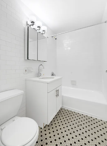 406 East 63rd Street #14 - Photo 5 of 5