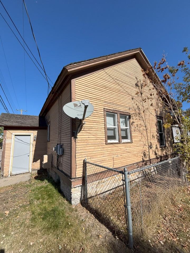 516 S 15th St #NA - Photo 2 of 12