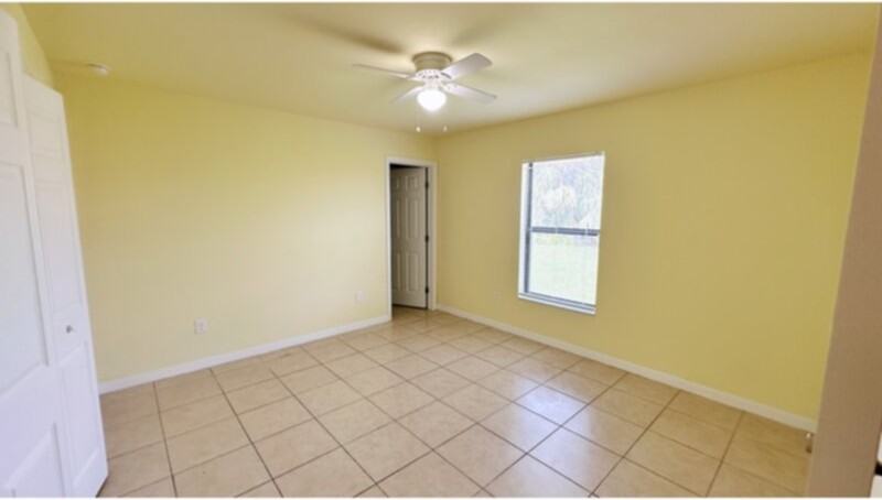 829 Southwest 32nd Terrace - Photo 4 of 10