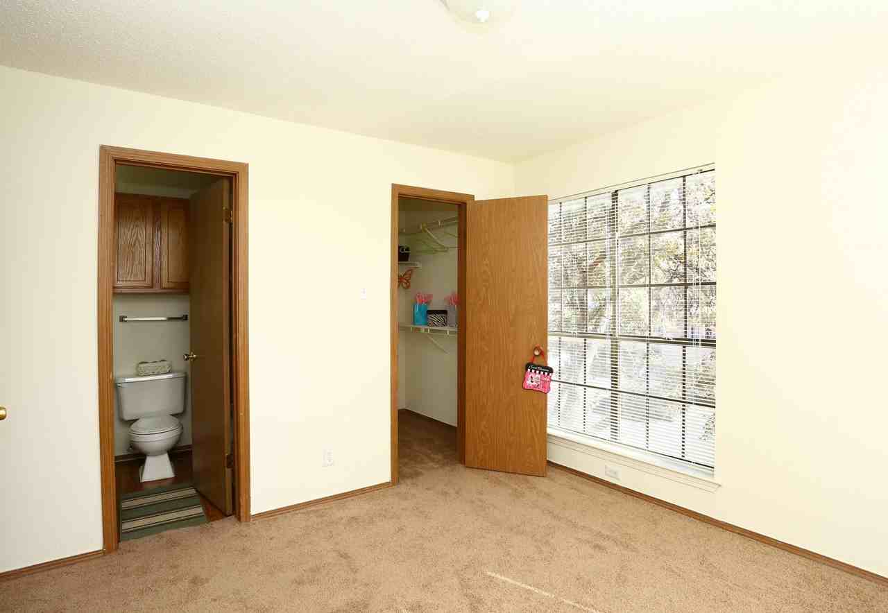 Merchant Cove & Wells Branch Pkwy #2107 - Photo 2 of 14