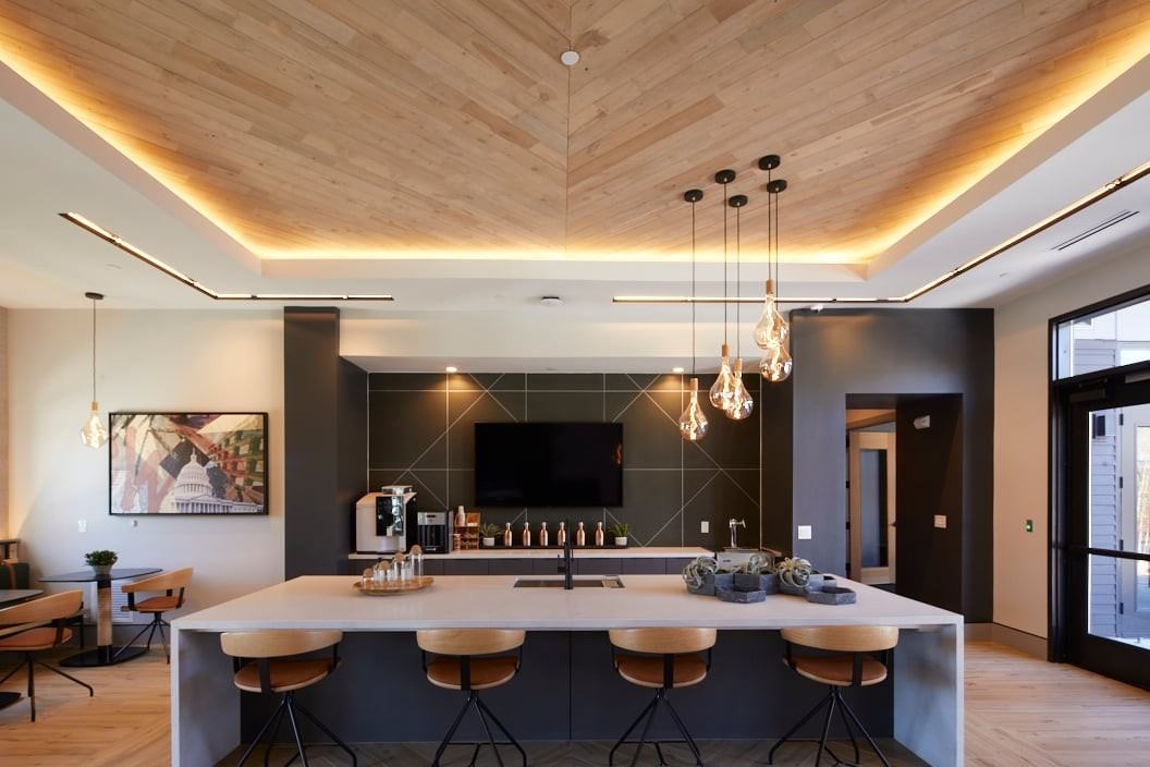 Motiva - Photo 6 of 36