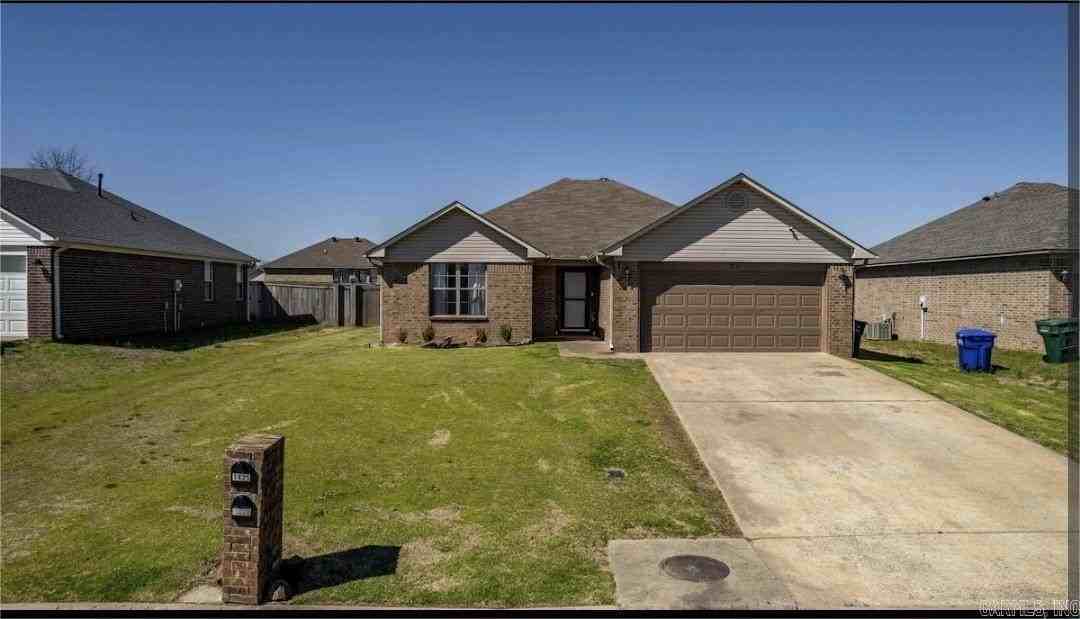 1425 Ola St - Photo 2 of 14