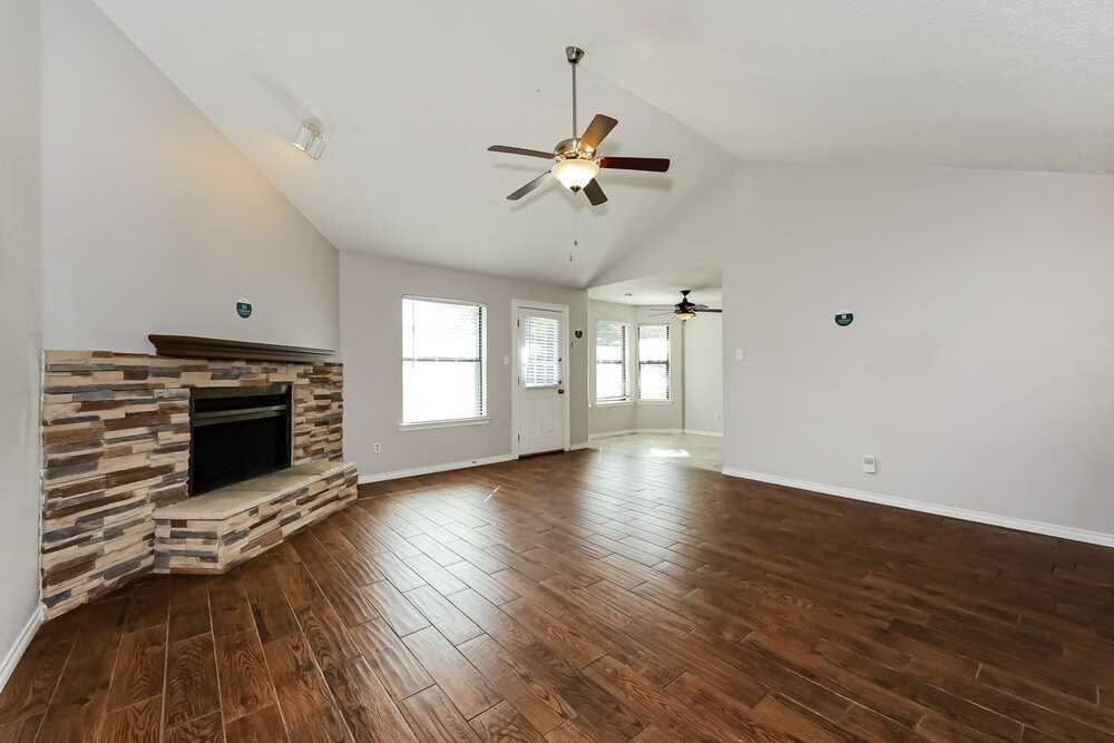 608 Reed St - Photo 3 of 16