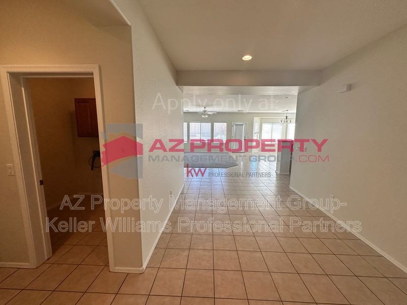 5229 W Beautiful Ln - Photo 6 of 28