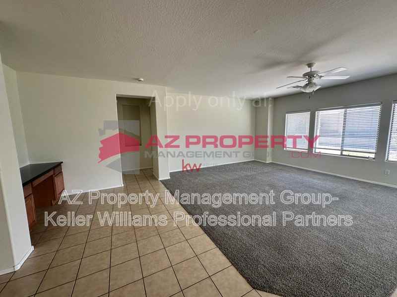 5229 W Beautiful Ln - Photo 7 of 28