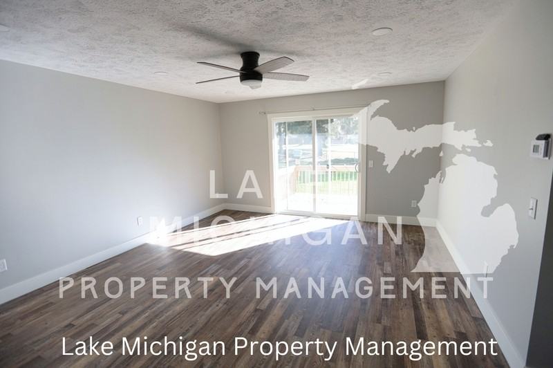 720 68th St Sw - Photo 3 of 11