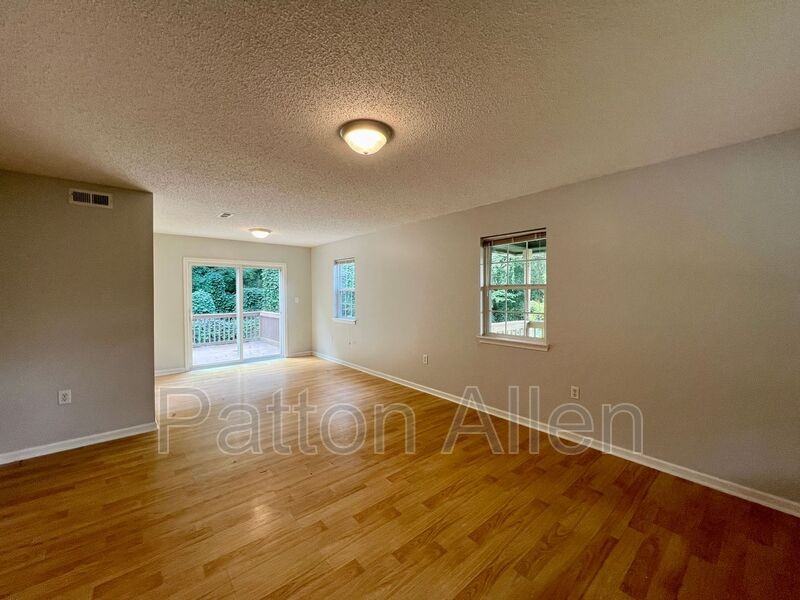 17 Cole St - Photo 5 of 37