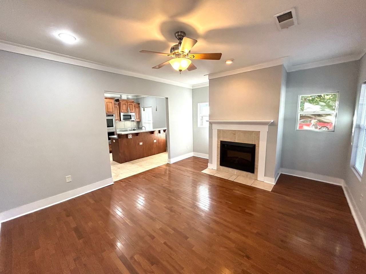 1020 Hill St Se - Photo 2 of 16